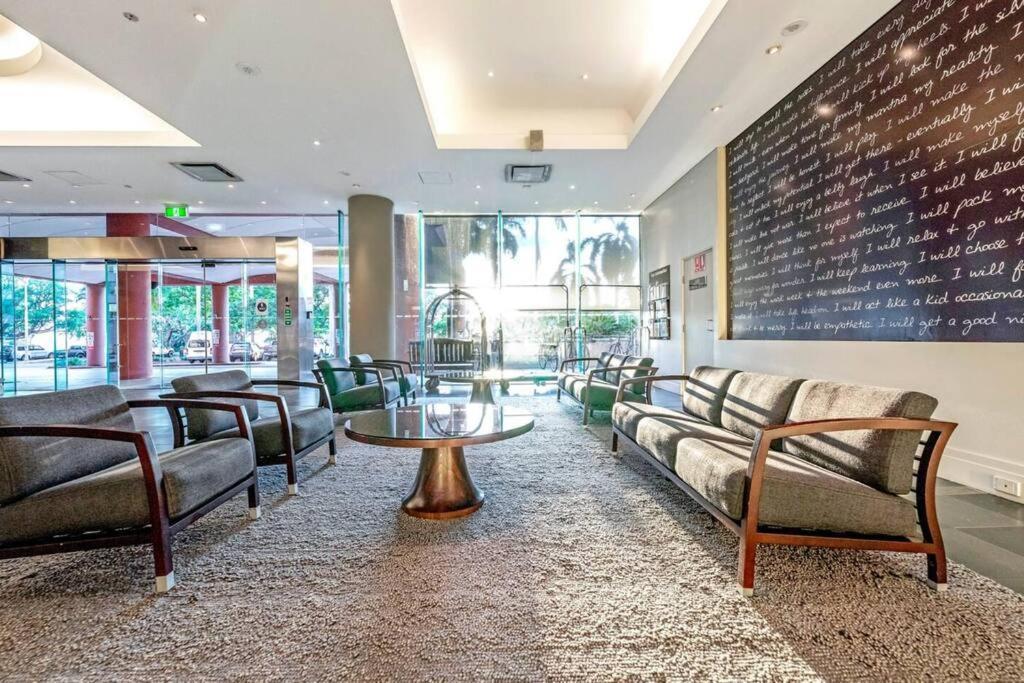 'Towering Palms' Resort-Style Apartment With A Separate Studio Darwin Dış mekan fotoğraf